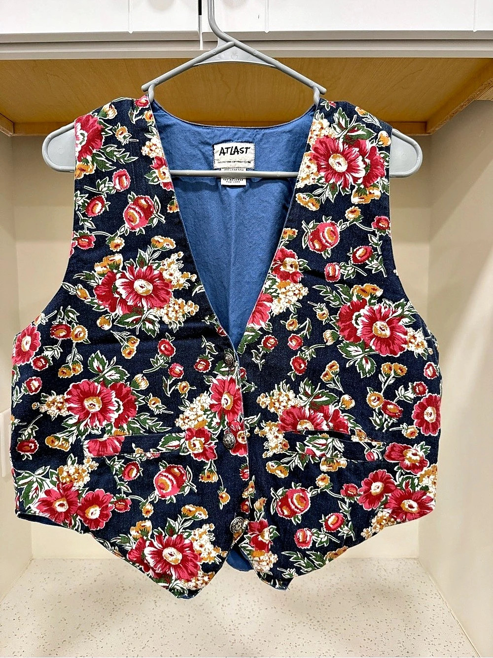 Vintage 1990’s-Atlast-Floral Cotton Vest in Blue & Red Like New- size Large